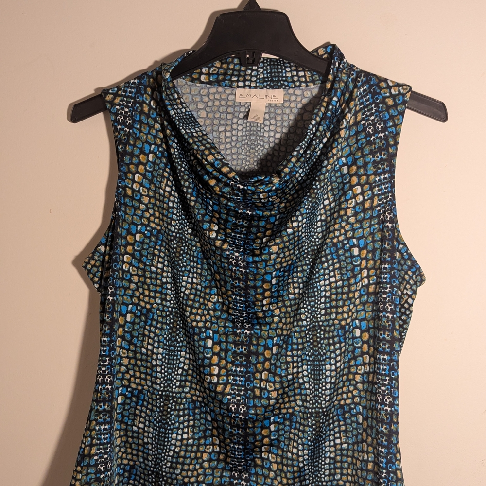 Chaus Blue Sleeveless Women's Top